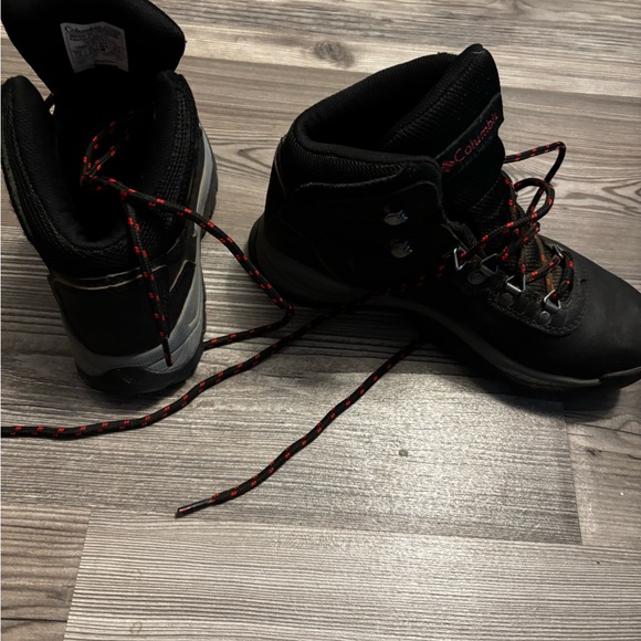 Columbia Women's 7.5 7 1/2 Newton Ridge Plus black hiking boots waterproof - Picture 8 of 8